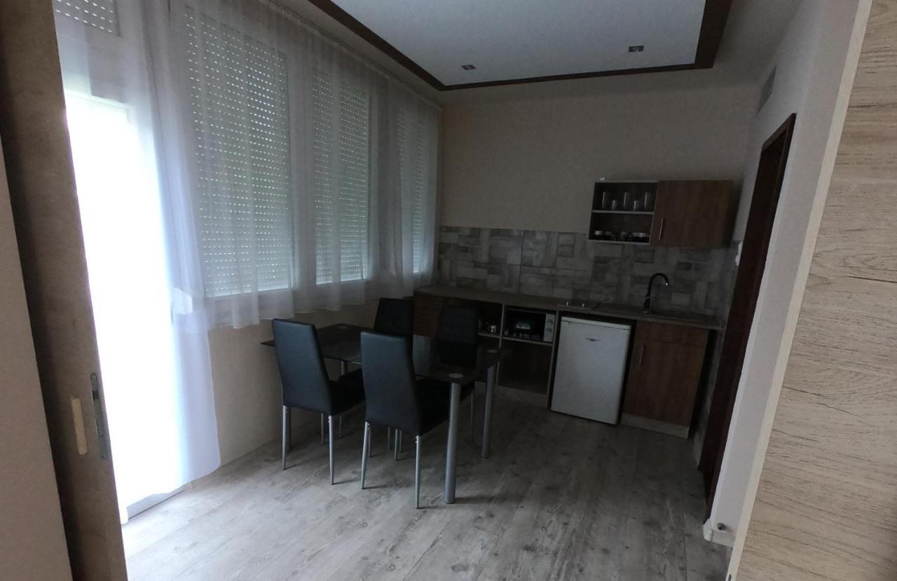 Dami Apartman Hajdúszoboszló Dış mekan fotoğraf