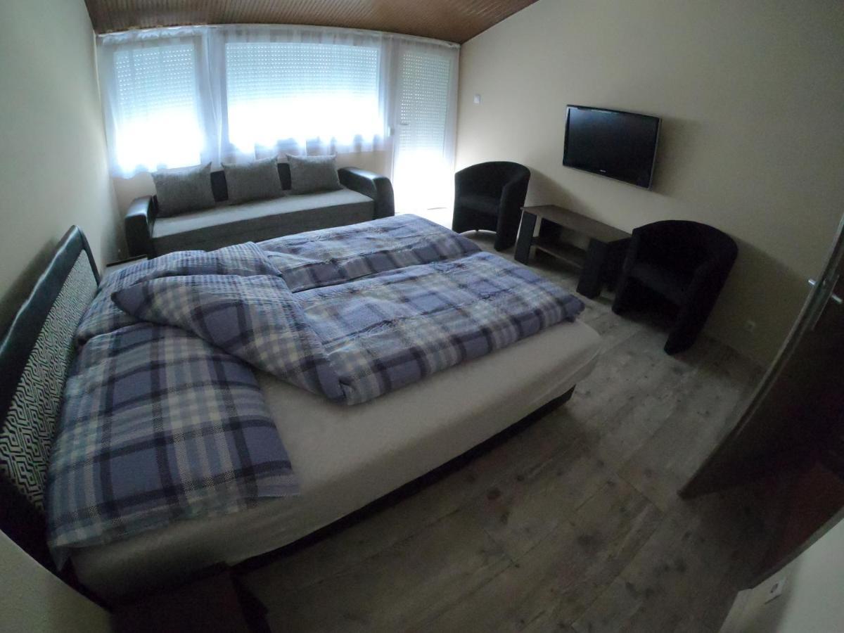 Dami Apartman Hajdúszoboszló Dış mekan fotoğraf